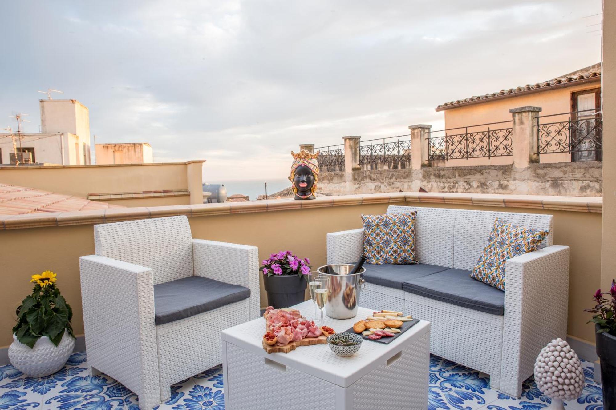 Keramos Luxury Rooms Sciacca Exterior foto